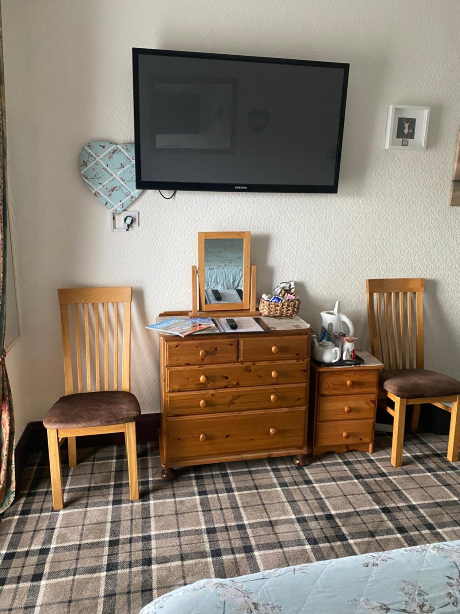 Cromarty View Guest House Accommodations & B&B Dingwall Exterior foto